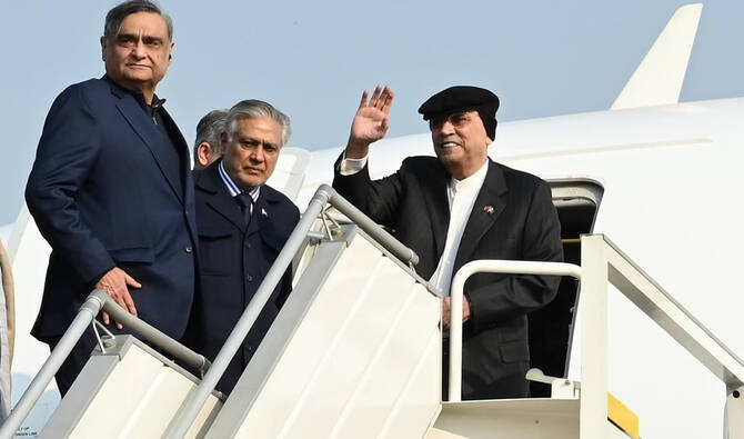 Pakistan's president to visit China today in efforts to boost economic and trade cooperation.